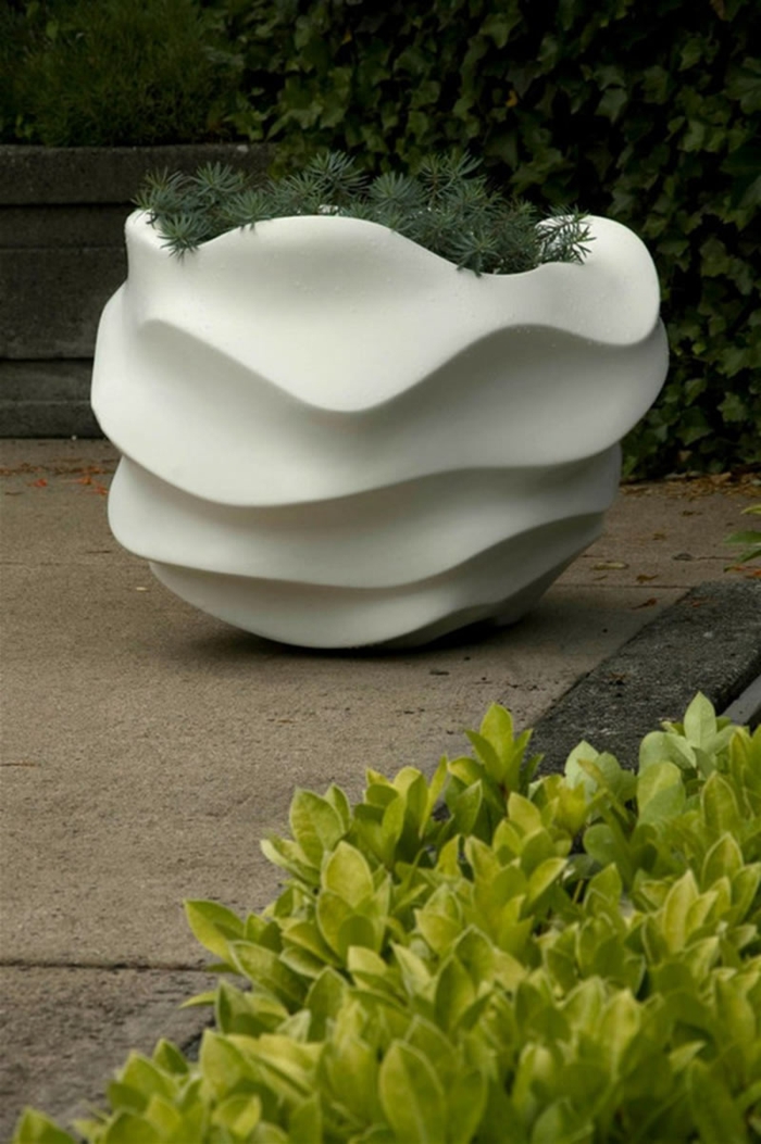 pflanzkübel modern weiß garten pflanzen