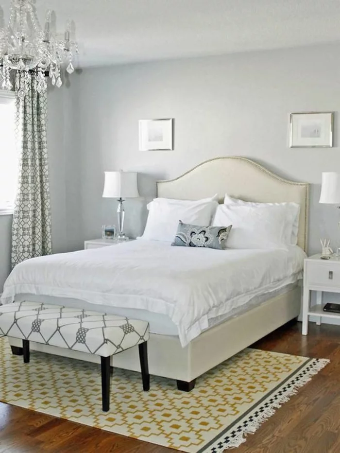 schlafzimmer einrichten tipps bodenbelag gelber teppich möbel