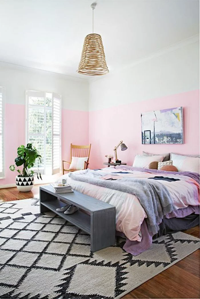 wohnraum gestalten farbe wandfarbe rosa weiß schlafzimmer