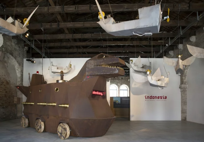 Heri Dono Voyage Trokomod biennale venedig 2015