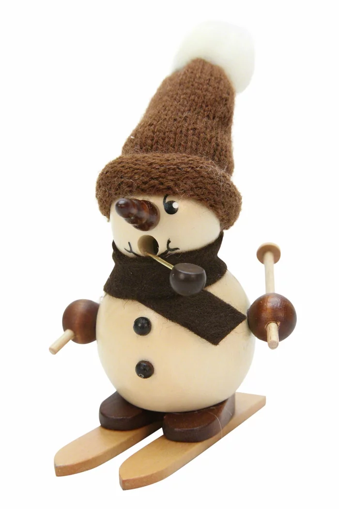 Raeuchermaennchen Schneebub auf Ski Weihnachtsdeko aus Holz