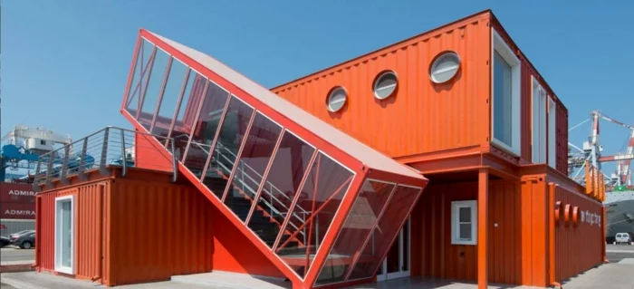 Traumhaus container orange