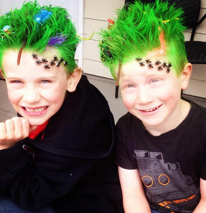 halloween frisuren junge mit grünen haaren