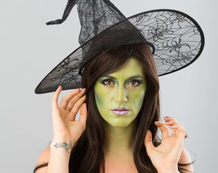 halloween ideen kostüme hexe grünes gesicht