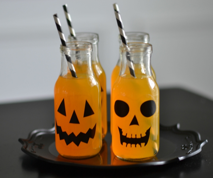 halloween party ideen gruselparty getränke flasche dekorieren
