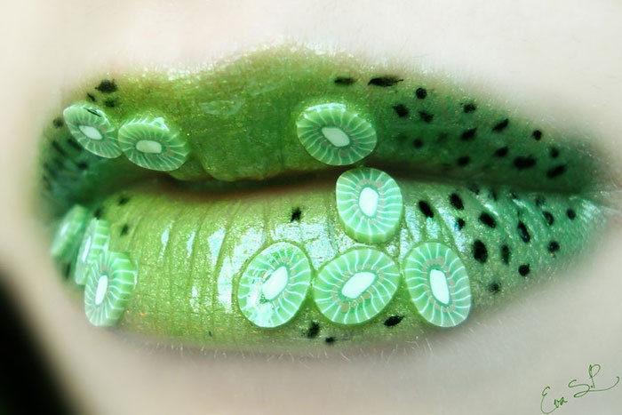 halloween schminktipps von eva pernas lippen schminken kiwi