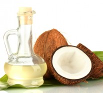 Kokosöl Wirkung: Bekämpfen Sie den Zahnbelag mit Kokosnussöl