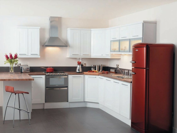 moderne küchenmöbel große kühlschränke rot