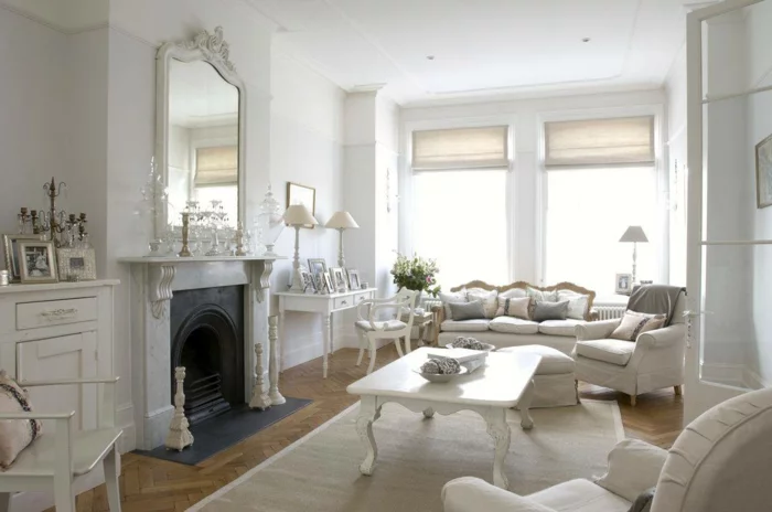shabby chic stil wohnzimmer einrichten weißes ambiente kamin wandspiegel