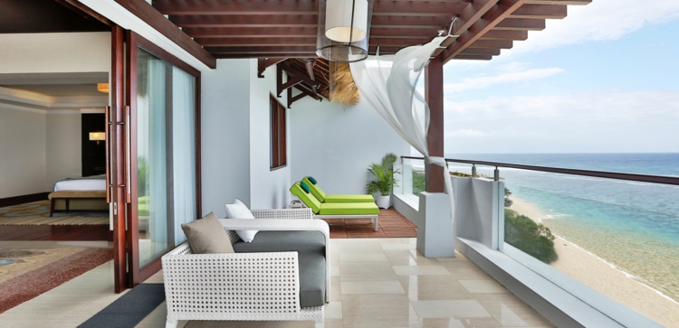 Balkon schön gestalten Balkonideen Sommerhaus mit Meerblick