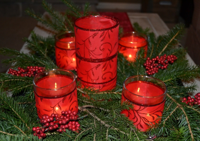 adventskranz dekorieren kerzen festliche tischdeko weihnachten symbole
