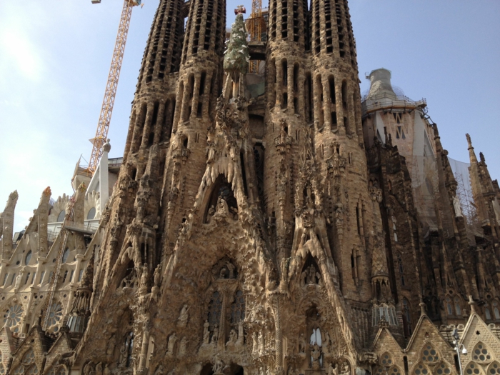 barcelona sehenswürdigkeiten sagrada familia kathedrale ornamente gotik