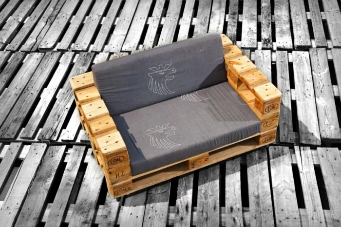 europaletten holz paletten diy möbel sofa selber bauen