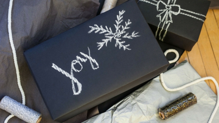 geschenke verpacken geschenk verpacken geschenke schön verpacken geschenk biene braun gruen-schwarz