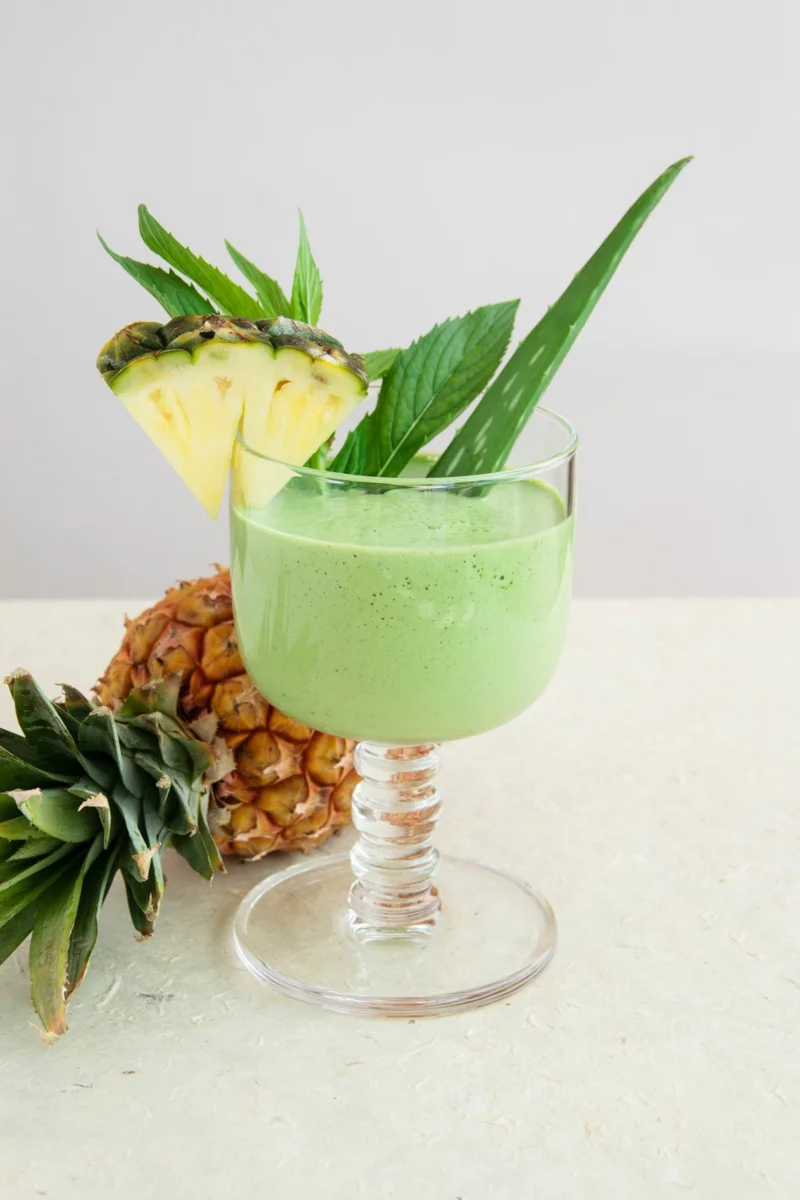 gesundes leben für frauen gesunde lebensmittel ananas aloe shake