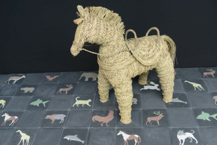 kinderzimmer einrichten Agnès Emery dekorieren pony