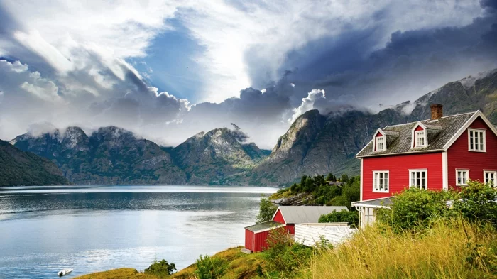 norwegische fjorde insel lofoten fjord rotes haus