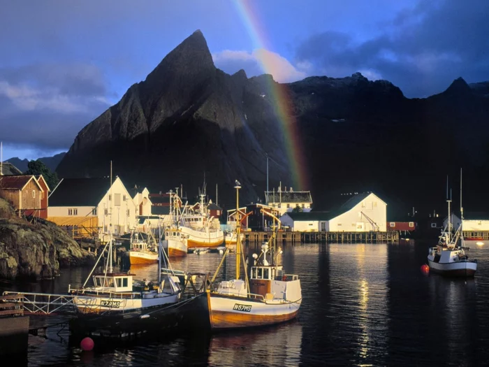 norwegen fjorde regenbogen lofoten inseln