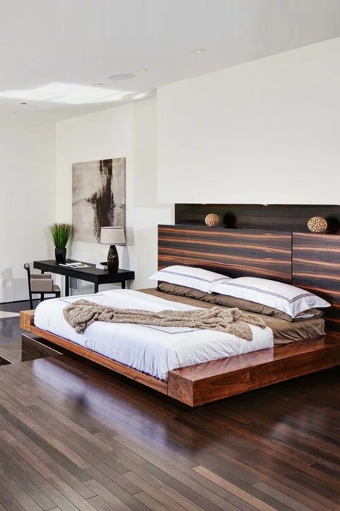 schlafzimmergestaltun massivholzbett king size doppelbett holzmaserung