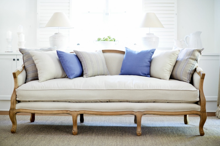 schöne sofas Cabriole Sofa dekokissen wohnzimmer einrichten