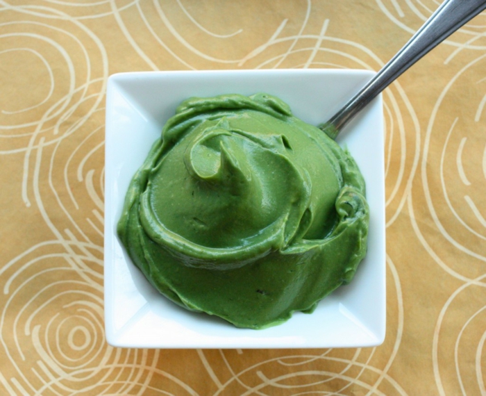 spirulina algen gesundes essen superfood pudding glasur zubereiten