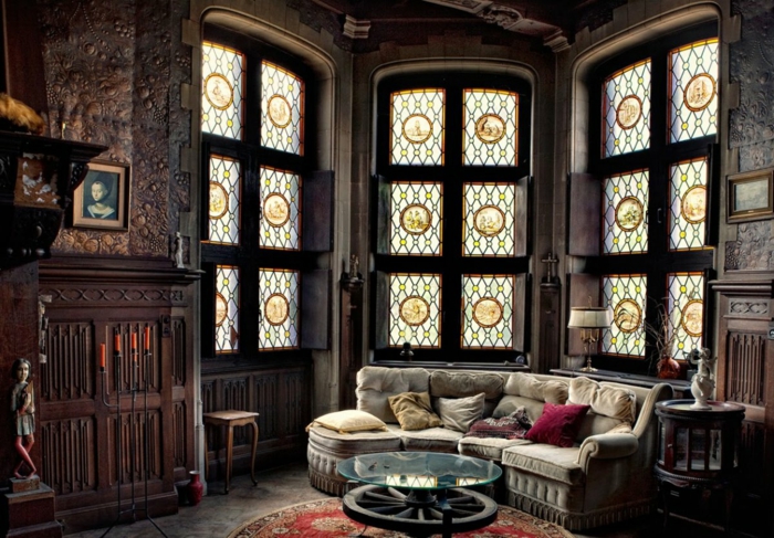 Die Gotik Architektur Merkmale Kunst weisses Badezimmer Gestaltung Design glas malerei
