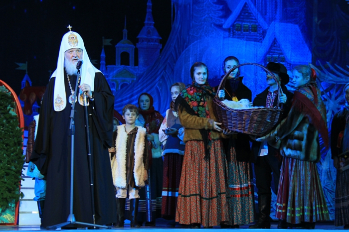 Russische Weihnachten Weihnachten in  Russland weihnachtsspeisen weihnachtsbaum vorführung