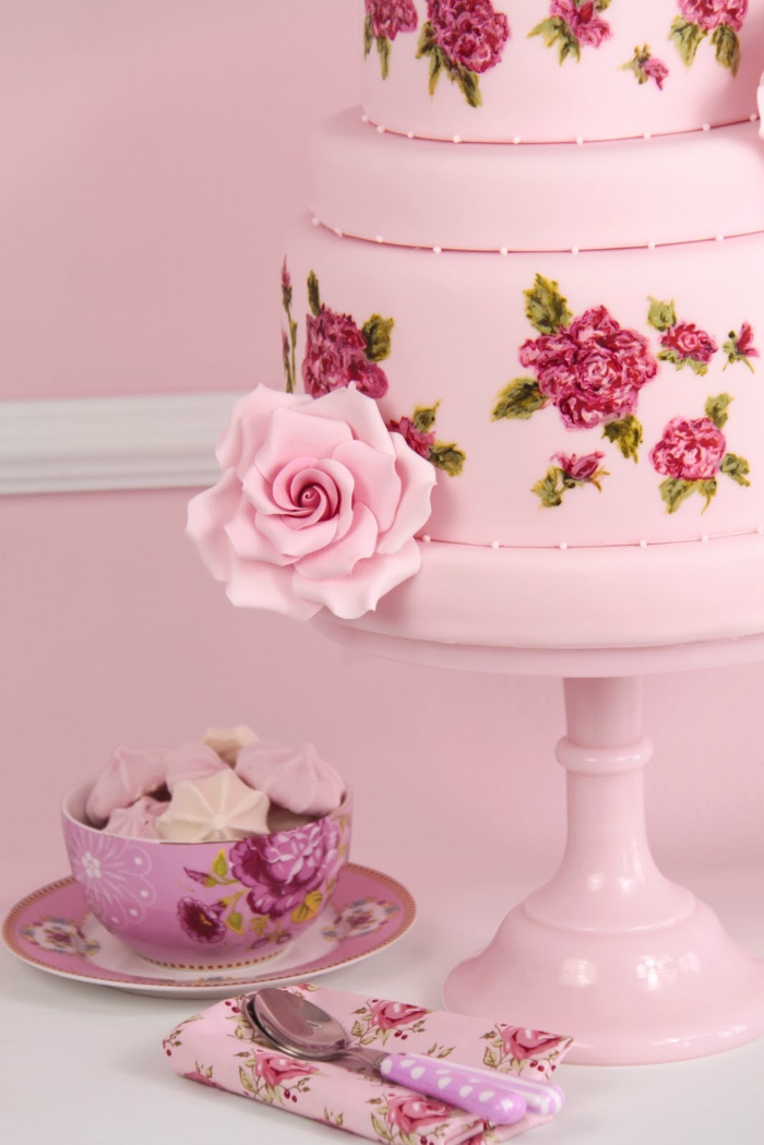 diamantene hochzeit dekoration hochzeitstorte pastell rosa retro vintage