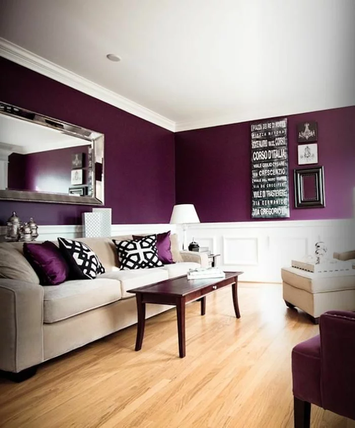 farbgestaltung wohnzimmer lila wände weiße möbel
