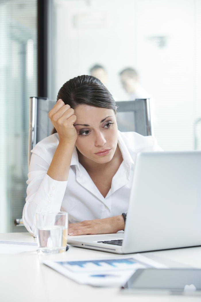 magnesiummangel symptome frau arbeitsplatz müde