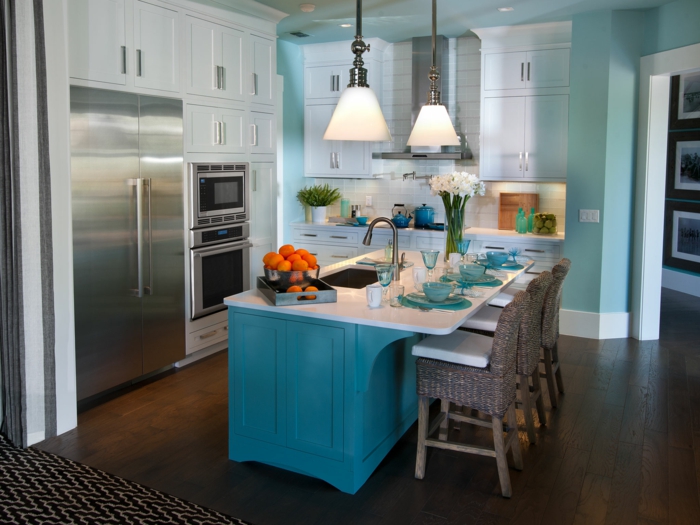 wandfarbe küche blau blaue kücheninsel kleine küche einrichten