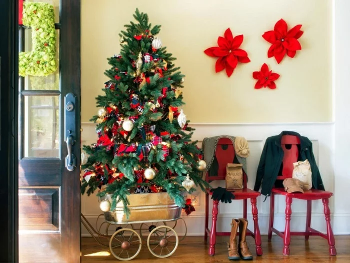 weihnachtsdekoration ideen diy upcycling deko weihnachtsbaum weihnachtssterne wanddekoration