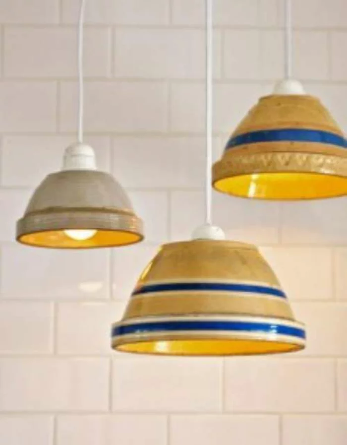 upcycling ideen kuechenutensilien aus alt macht neu Bastelideen DIY bastelideen küchenkrams übertopf als lampenschirm