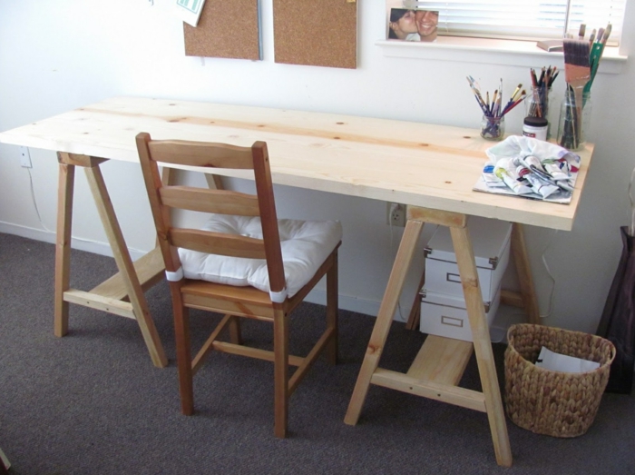 DIY Schreibtisch selber bauen Arbeitstisch aus Holz
