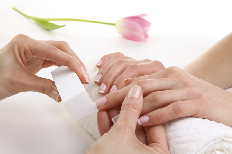 Nagelpflege Tipps für schnell wachsende, schöne und gesunde Fingernägel