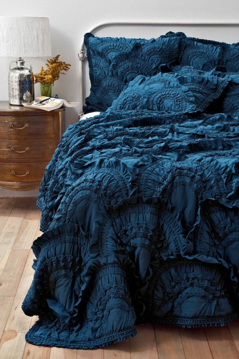 ausgefallene Bettwäsche blau Bettlaken mit Rüschen