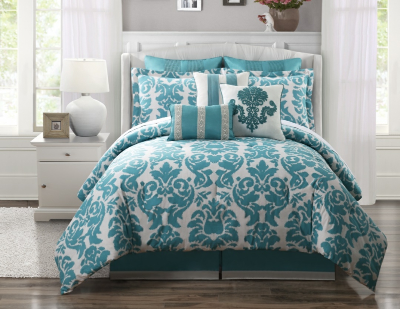 ausgefallene Bettwäsche blau weiß Muster korbinieren
