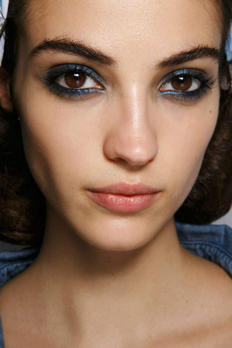 blaue Lidschatten Augen Make up trends rykiel Styling Tipps