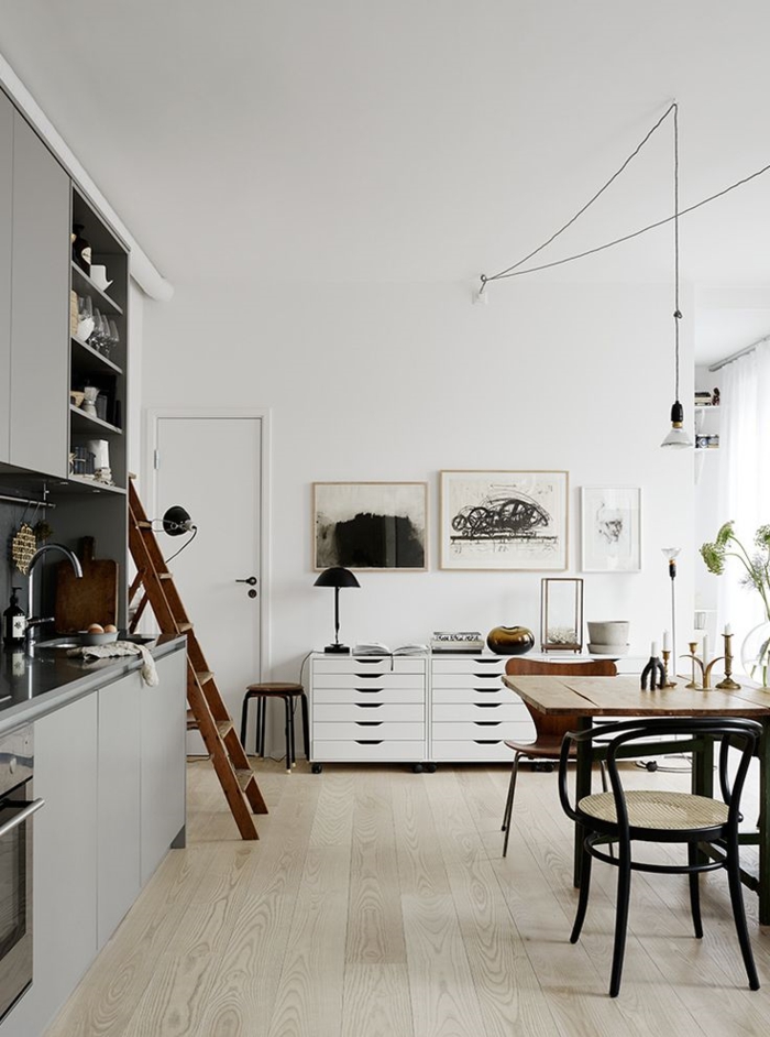 einrichtungsideen küche einrichtungstipps esstisch retro stühle vintage wohnstil skandinavisches design