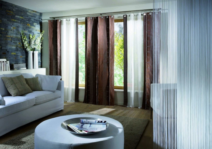 gardinen blickdicht wohnideen wohnzimmer elegante braune vorhänge runder couchtisch