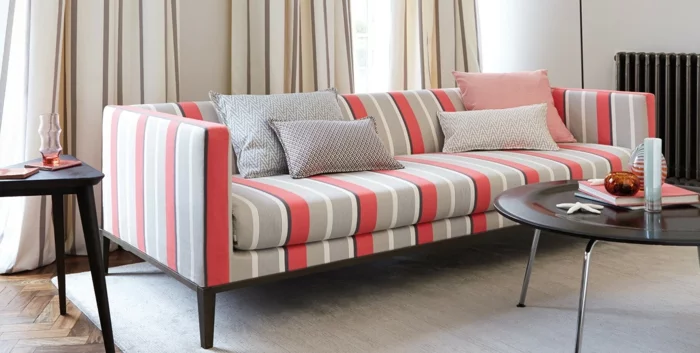 gardinenstoffe vorhangstoffe vorhänge naturfaser pastellfarben streifen modernes design couch dekokissen