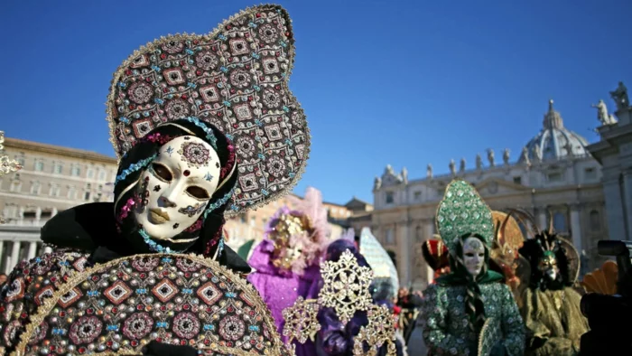 karneval in venedig karnevalkostüme faschingskostüm frauen weiberfastnacht kopfschmuck masken