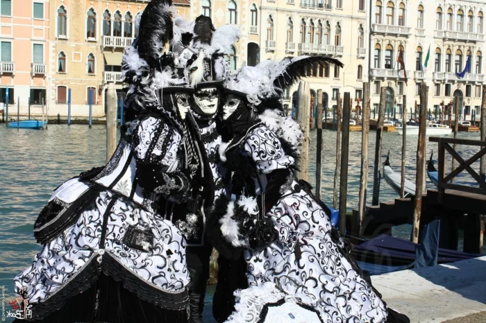karneval in venedig karnevalkostüme faschingskostüm 2012 schwarz weiß