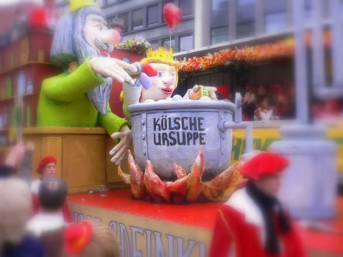 karneval kostüme karnevalskostüme logo koeln klowns narren kostüme umzug 2015
