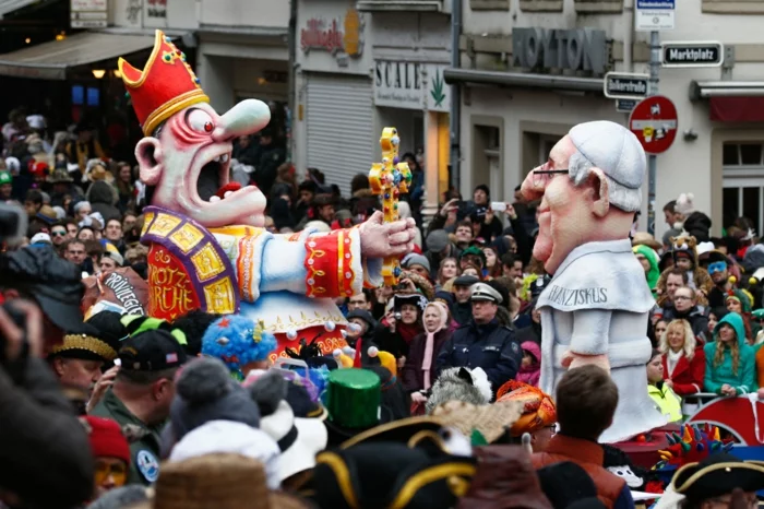 karneval kostüme karnevalskostüme logo koeln klowns narren kostüme karneval umzug karnevalartikel