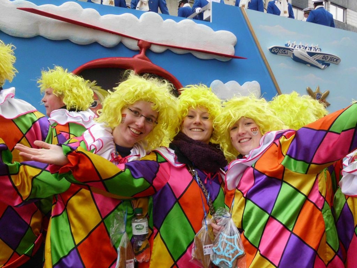 karneval kostüme karnevalskostüme logo koeln klowns narren kostüme karneval umzug narren kasperle