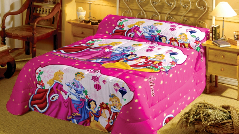 Einrichtungsideen Kinderzimmer Mädchen Desney Prinzesinnen Kinderbettwäsche