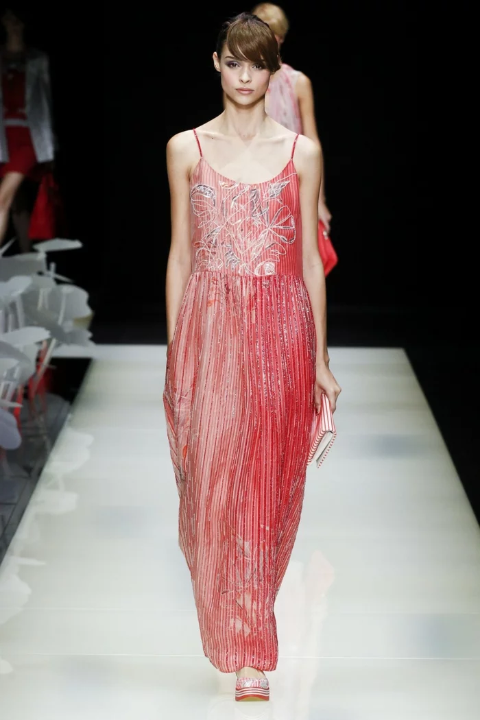 abendkleider lang rosa silberglanz milan fashion sommerkollektion 2016 giorgio armani