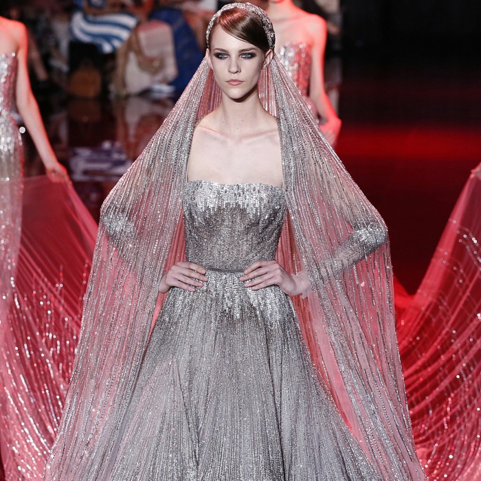 ausgefallene brautkleider haute couture elie saab 2013 kollektion hochzeitskleid silber tüll