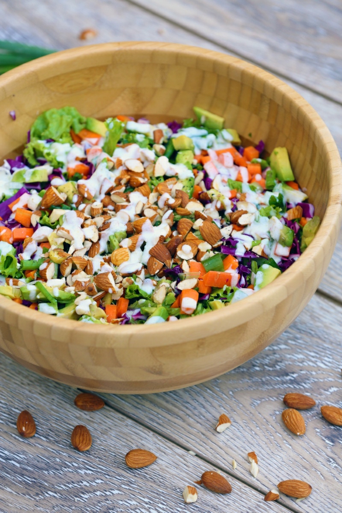detox kur gesund abnehmen frische salate gemüse mandeln